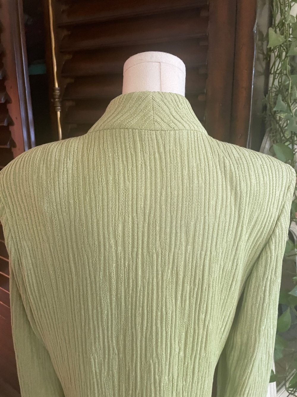 St John Ribbed Long Cardigan with Black Trim Gold Logo Buttons Size 10 - Picture 12 of 15